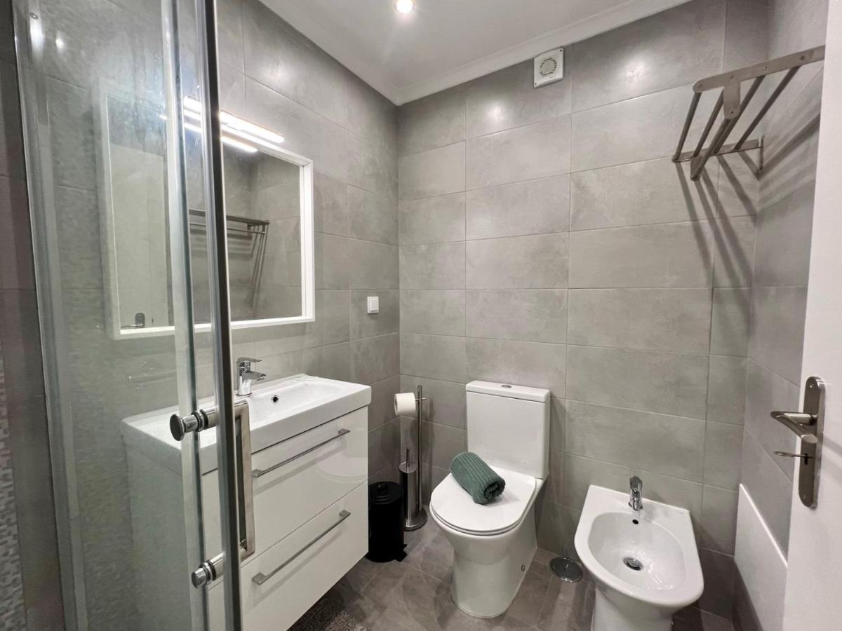 Armacao De Pera Brightness 2 With Pool By Homing Apartment Ngoại thất bức ảnh