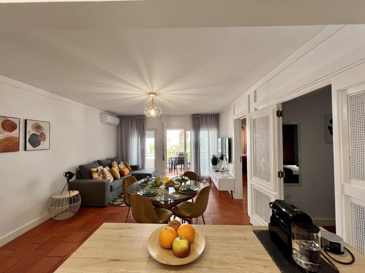 Armacao De Pera Brightness 2 With Pool By Homing Apartment Ngoại thất bức ảnh
